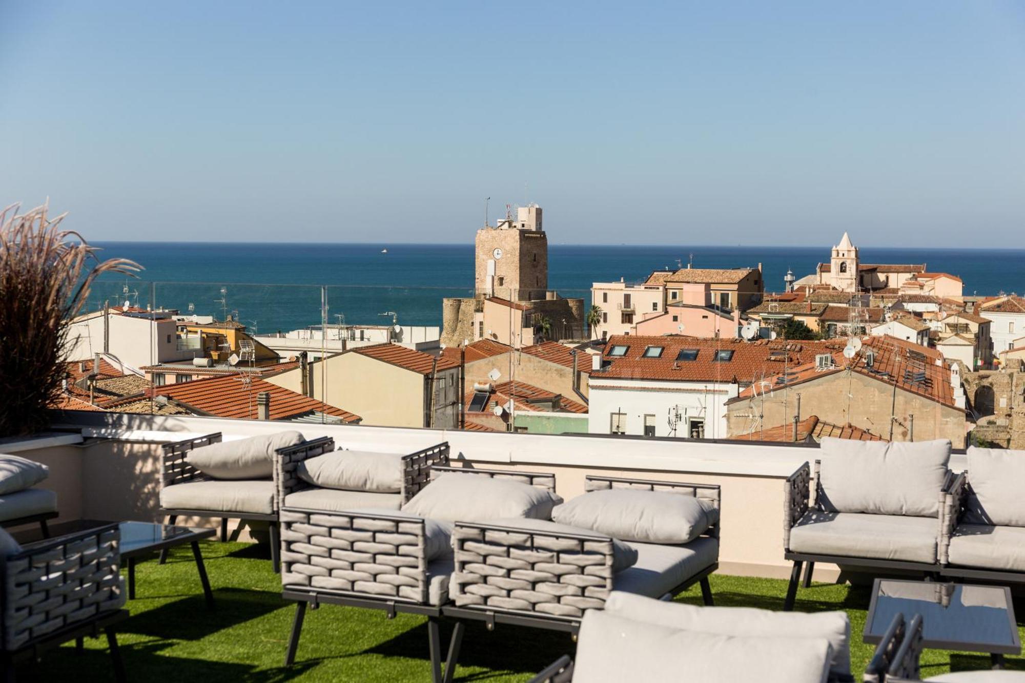 Lumia Hotel Termoli Bagian luar foto