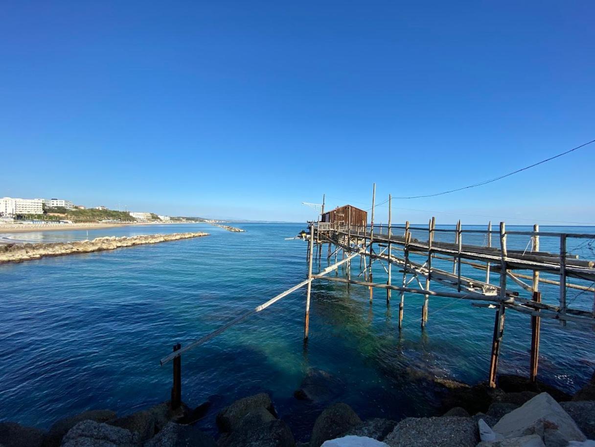 Lumia Hotel Termoli Bagian luar foto