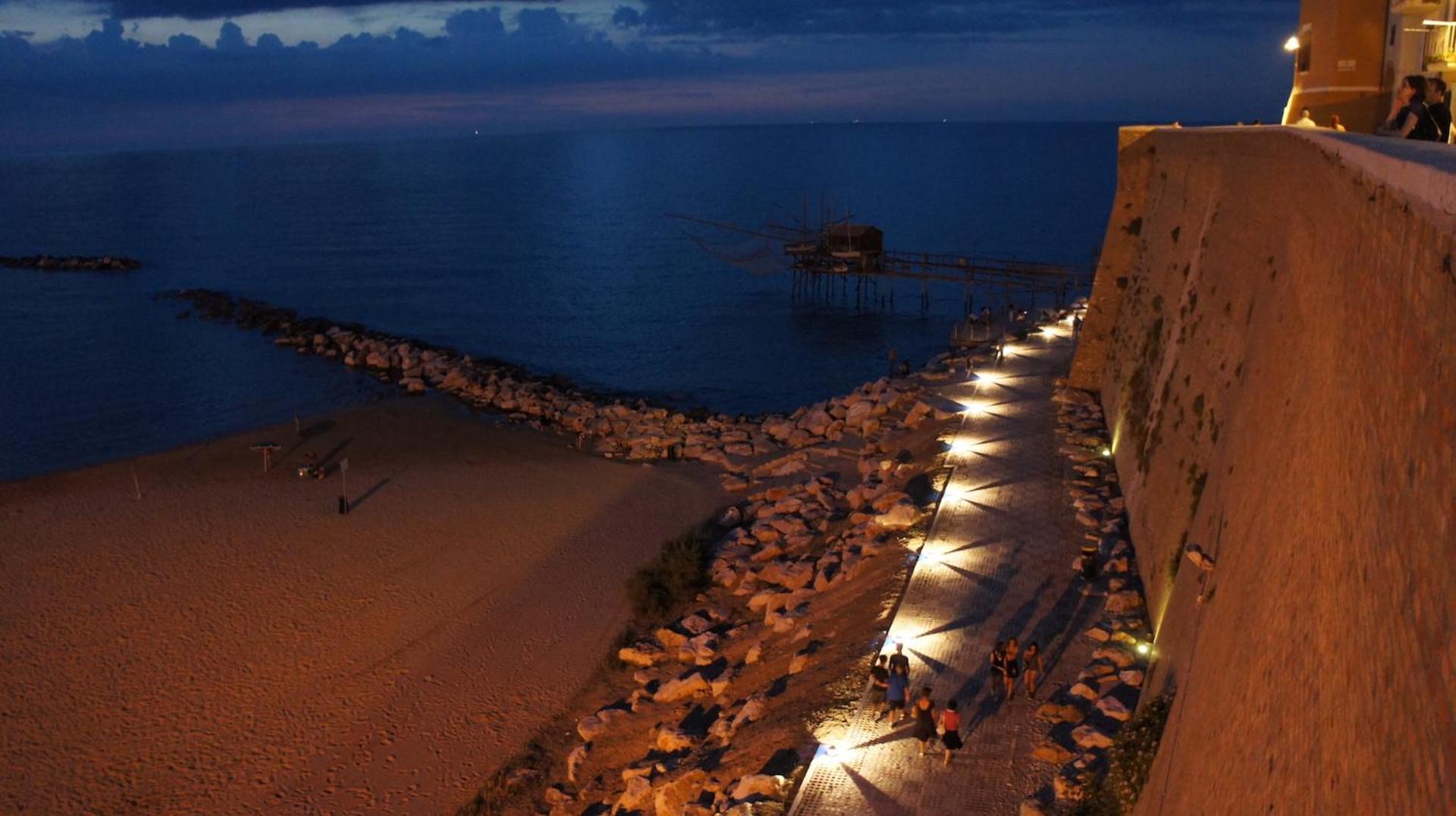 Lumia Hotel Termoli Bagian luar foto
