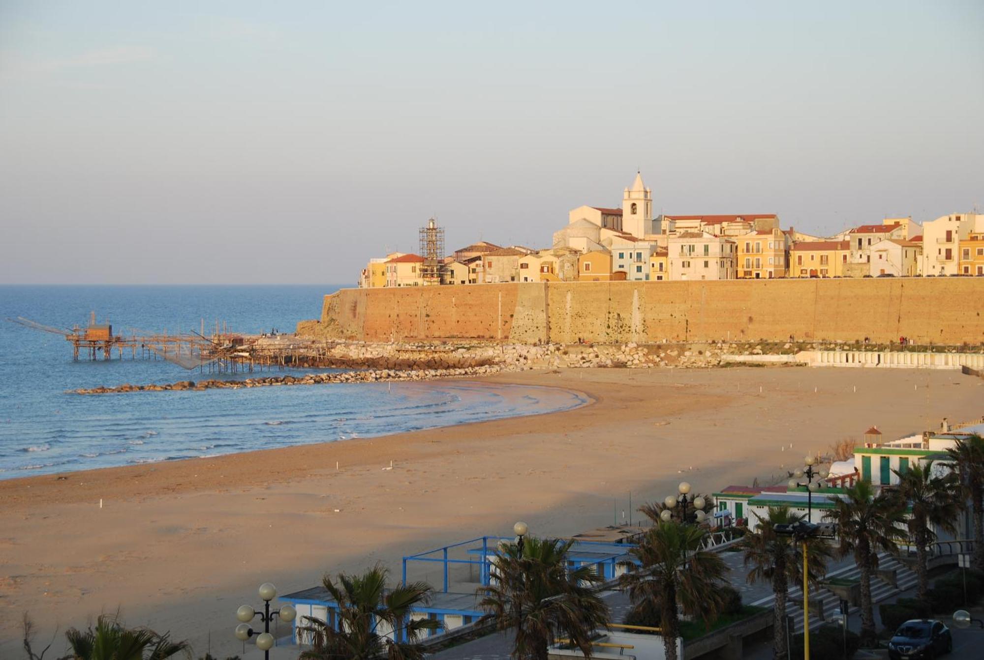Lumia Hotel Termoli Bagian luar foto